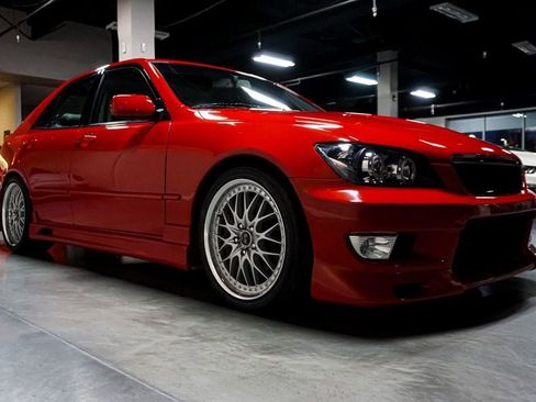 Used 2002 Lexus IS 300 image 97