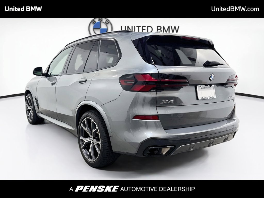 Used 2024 BMW X5 sDrive40i w/ M Sport Package RWD image 7