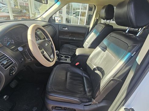 Used 2019 Ford Flex Limited image 10