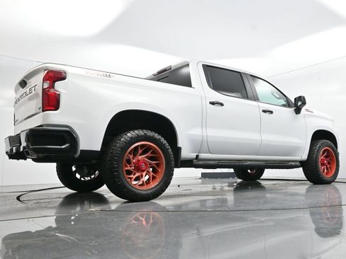 Used 2019 Chevrolet Silverado 1500 LT Trail Boss image 50