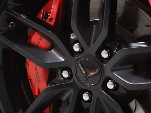 Used 2016 Chevrolet Corvette Stingray Coupe w/ 2LT Preferred Equipment Group RWD image 16