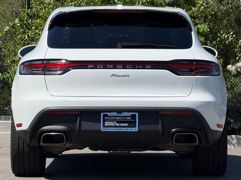 Certified 2026 Porsche Macan image 6