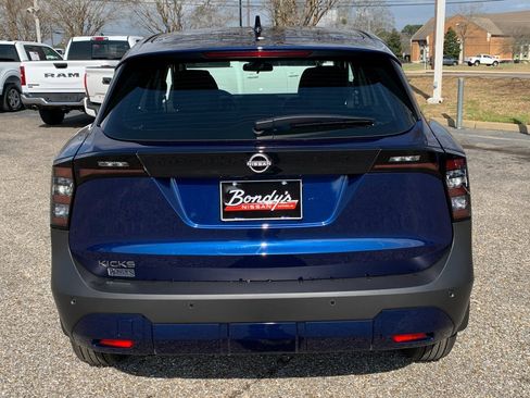 New 2026 Nissan Kicks S image 4