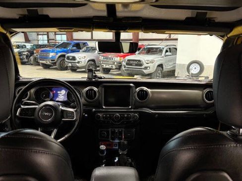Used 2019 Jeep Wrangler Unlimited Rubicon image 18