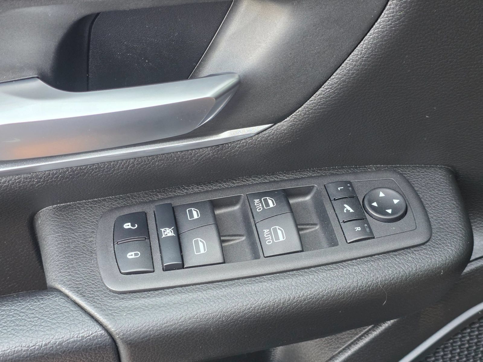 Used 2023 RAM 1500 Big Horn AWD/4WD image 26