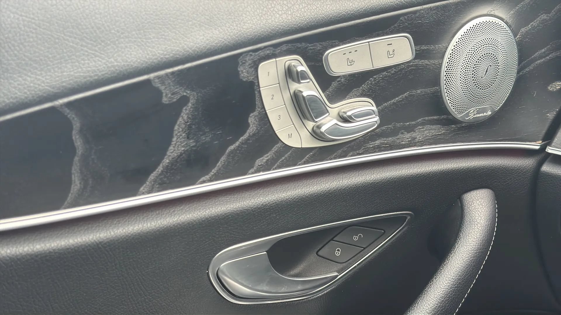 Used 2017 Mercedes-Benz E 300 image 20