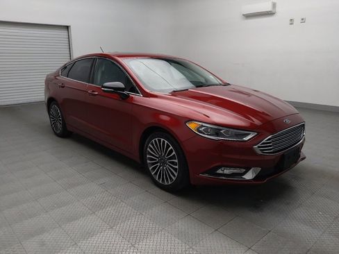 Used 2017 Ford Fusion SE w/ Fusion SE Technology Package image 13