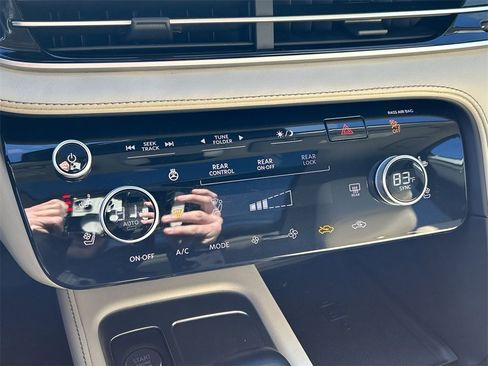 Certified 2023 INFINITI QX60 Luxe w/ Cargo Package image 21