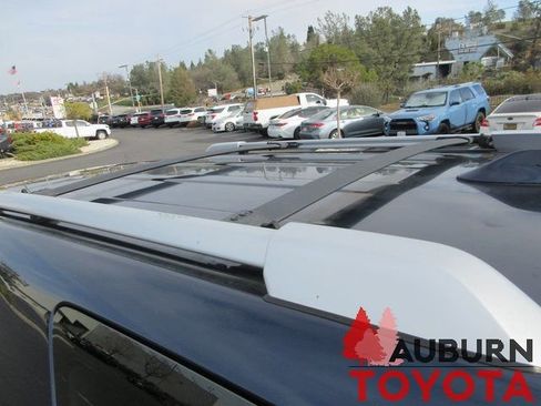 Used 2018 Toyota 4Runner Limited image 10
