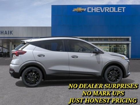 New 2027 Chevrolet Bolt RS FWD image 5