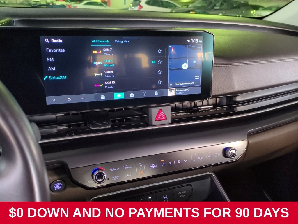 Used 2025 Kia Carnival FWD image 19