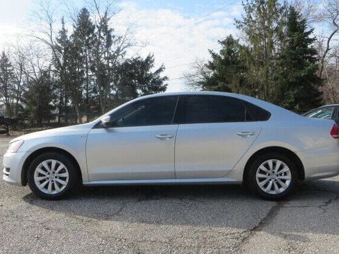 Used 2014 Volkswagen Passat 1.8T Wolfsburg Edition image 9