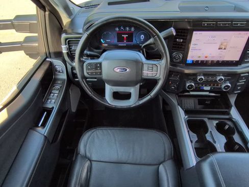 Used 2023 Ford F250 Lariat w/ Lariat Ultimate Package AWD/4WD image 16