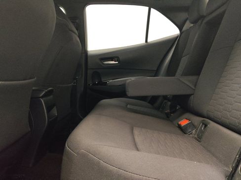 Used 2021 Toyota Corolla SE FWD image 18