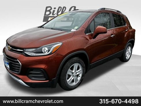 Used 2019 Chevrolet Trax LT w/ LT Convenience Package FWD image 10