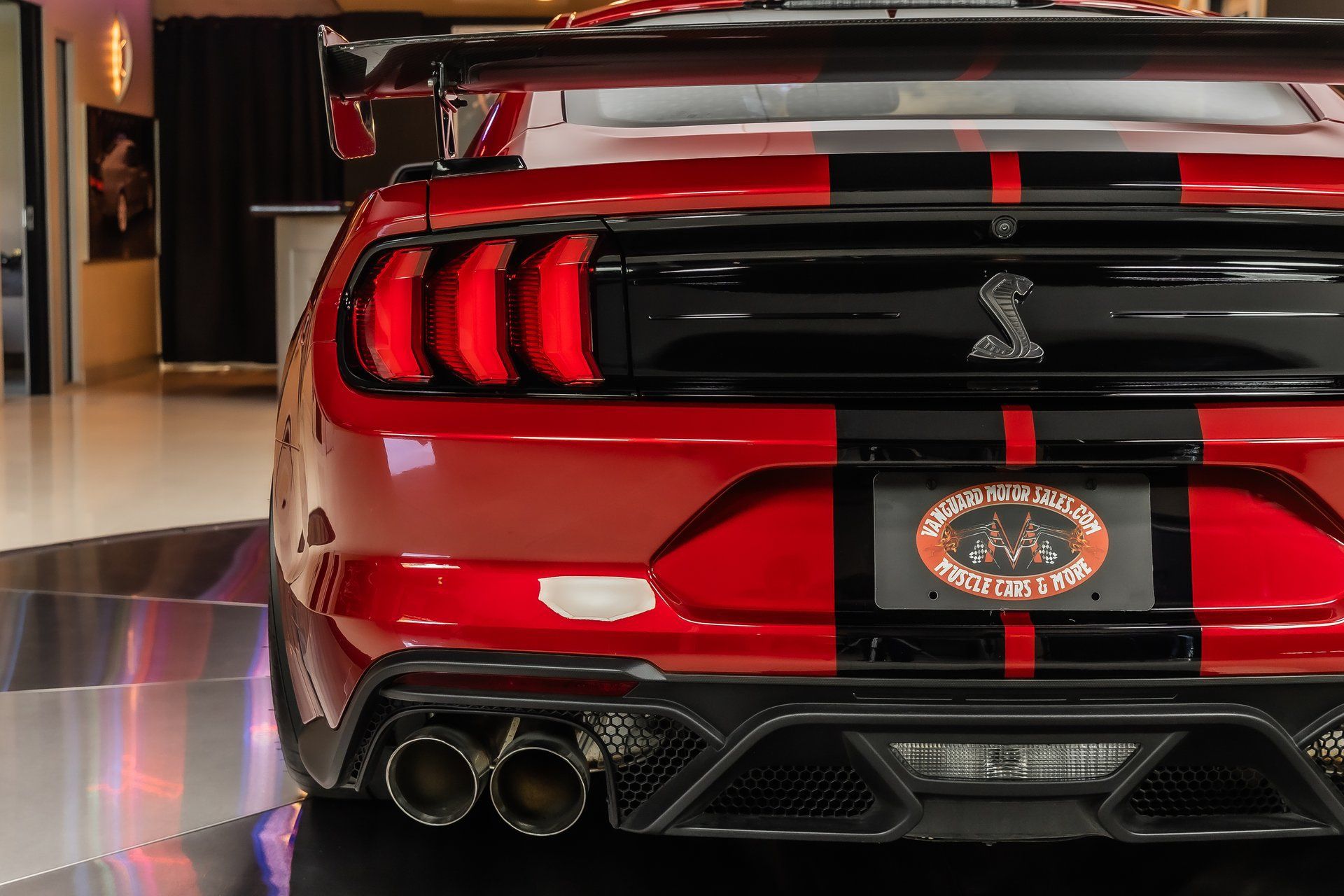 Used 2020 Ford Mustang Shelby GT500 w/ Carbon Fiber Track Pack RWD image 33