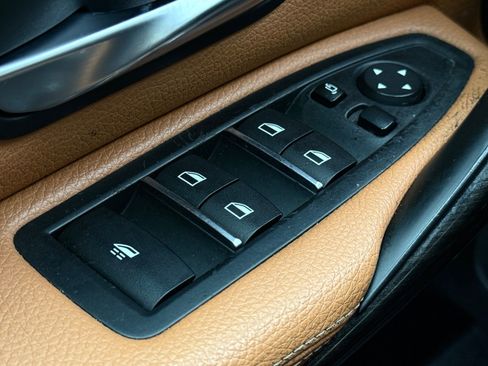 Used 2018 BMW 430i Convertible image 31