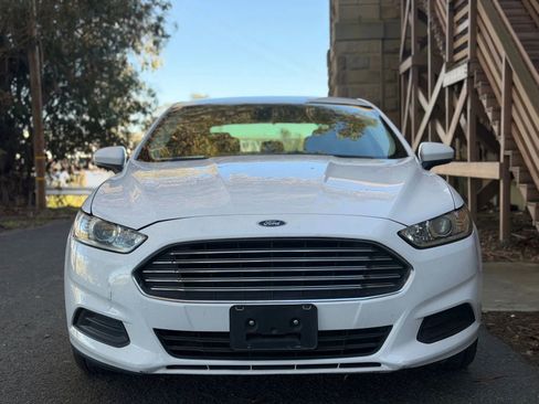 Used 2016 Ford Fusion S image 39