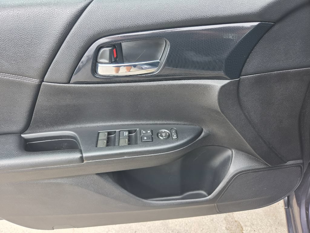 Used 2014 Honda Accord Sport image 14
