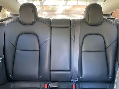 Used 2018 Tesla Model 3 Long Range image 36