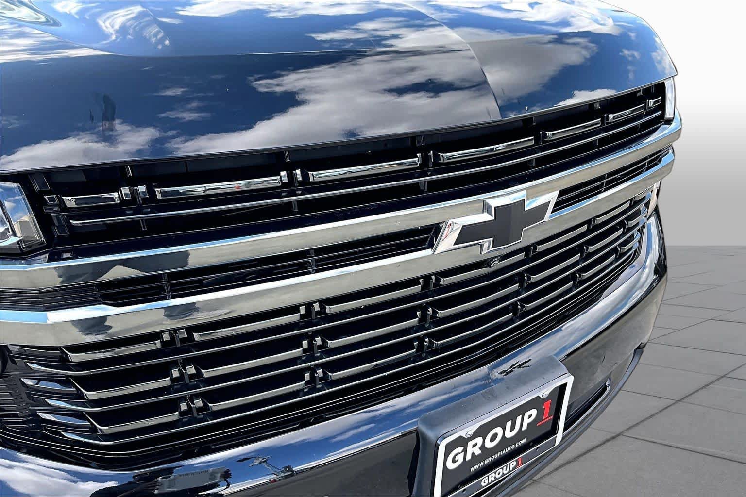 Used 2022 Chevrolet Tahoe RST w/ Sport Performance Package AWD/4WD image 30