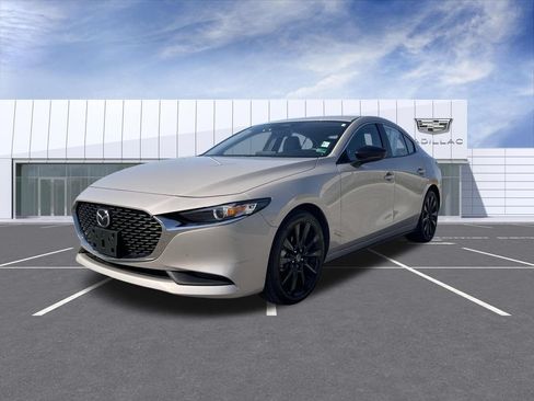 Used 2025 MAZDA MAZDA3 s FWD image 4