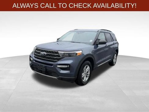 Used 2021 Ford Explorer XLT w/ Equipment Group 202A AWD/4WD image 3