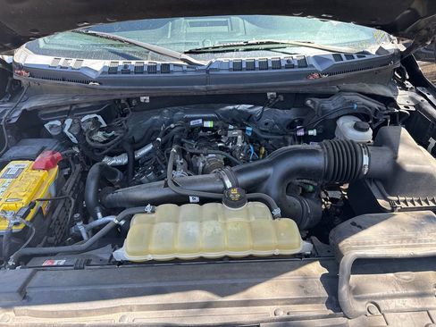 Used 2019 Ford F150 XLT w/ Equipment Group 302A Luxury AWD/4WD image 22