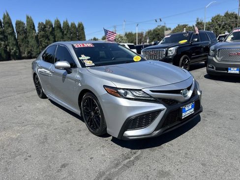 Used 2021 Toyota Camry XSE w/ Navigation Upgrade Package FWD image 1