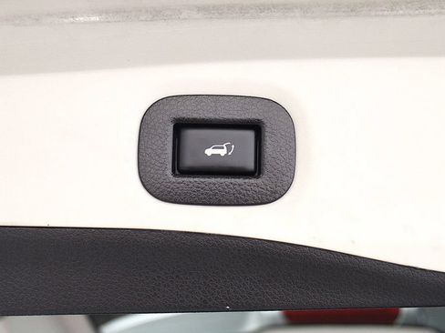 Used 2020 Nissan Rogue SV w/ Premium Package AWD/4WD image 37