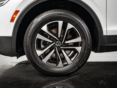 Used 2024 Volkswagen Tiguan S image 13