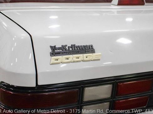Used 1991 Dodge Shadow Convertible image 39