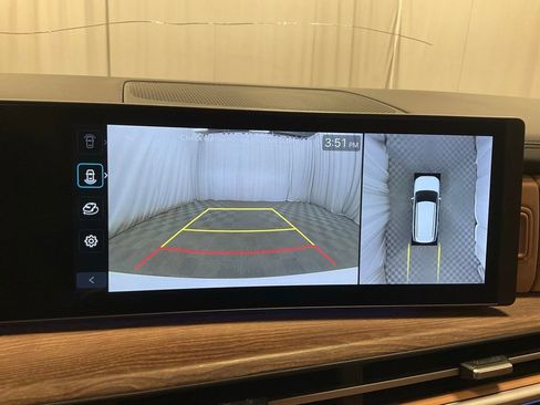 Used 2024 Hyundai Santa Fe Limited image 15