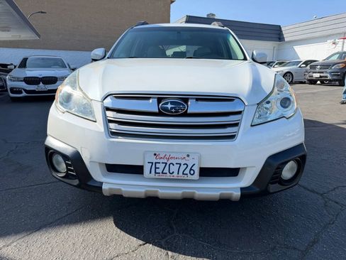 Used 2014 Subaru Outback 2.5i Premium AWD/4WD image 7