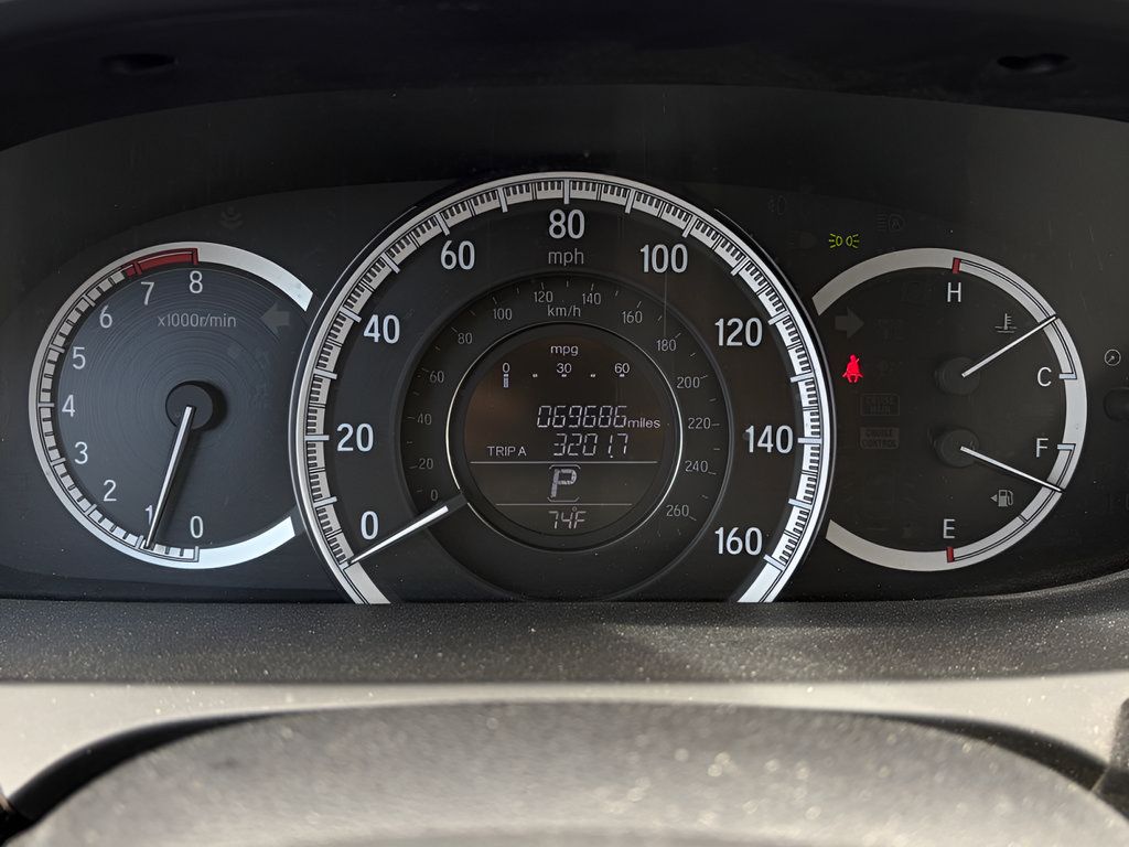 Used 2017 Honda Accord LX image 14