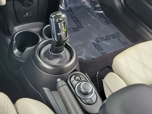 Used 2023 MINI Cooper S w/ Signature Upholstery Package FWD image 15