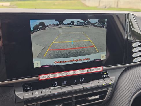 New 2026 Toyota Camry Hybrid w/ Multimedia Upgrade Package FWD image 19