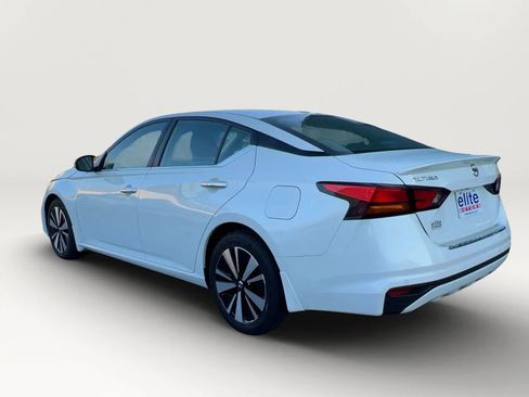 Used 2022 Nissan Altima 2.5 SV image 5