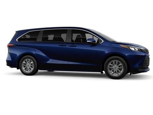 New 2026 Toyota Sienna LE FWD image 15