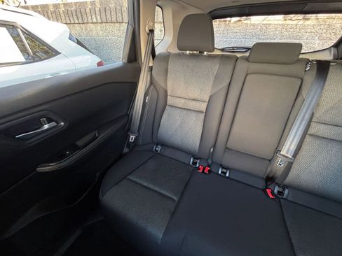 Used 2024 Nissan Rogue SV image 39