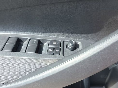 Used 2024 Toyota Corolla LE image 21