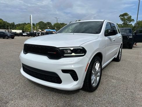 Used 2023 Dodge Durango GT RWD image 3