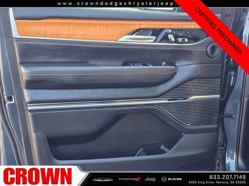 Certified 2024 Jeep Grand Wagoneer L Series III image 35