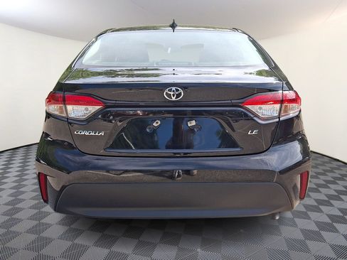 Certified 2024 Toyota Corolla LE FWD image 5