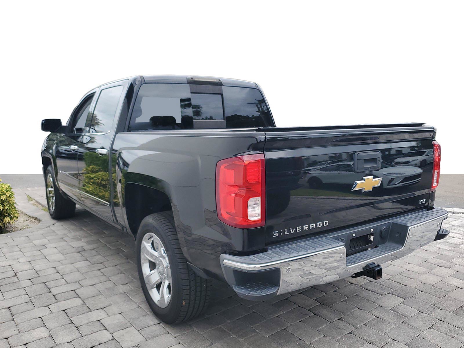 Used 2018 Chevrolet Silverado 1500 LTZ w/ Sport Package RWD image 4