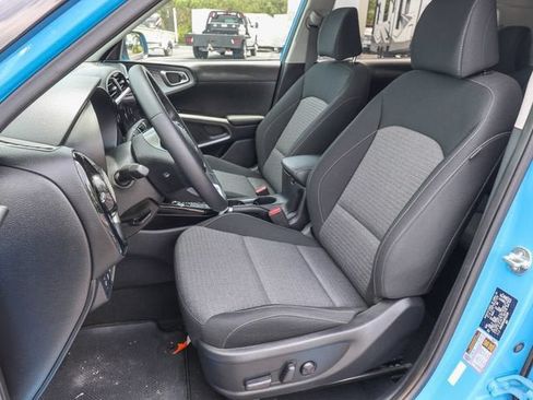 Used 2024 Kia Soul EX FWD image 15