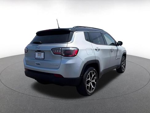 Used 2025 Jeep Compass Limited AWD/4WD image 14