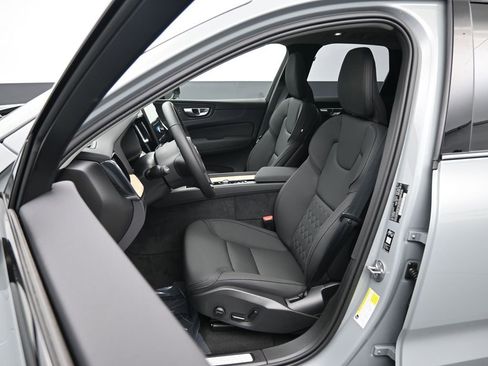 New 2026 Volvo XC60 T8 Plus w/ Protection Package Premier image 21