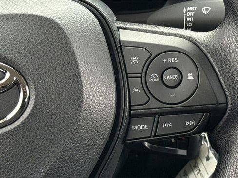 Used 2026 Toyota Corolla LE image 15