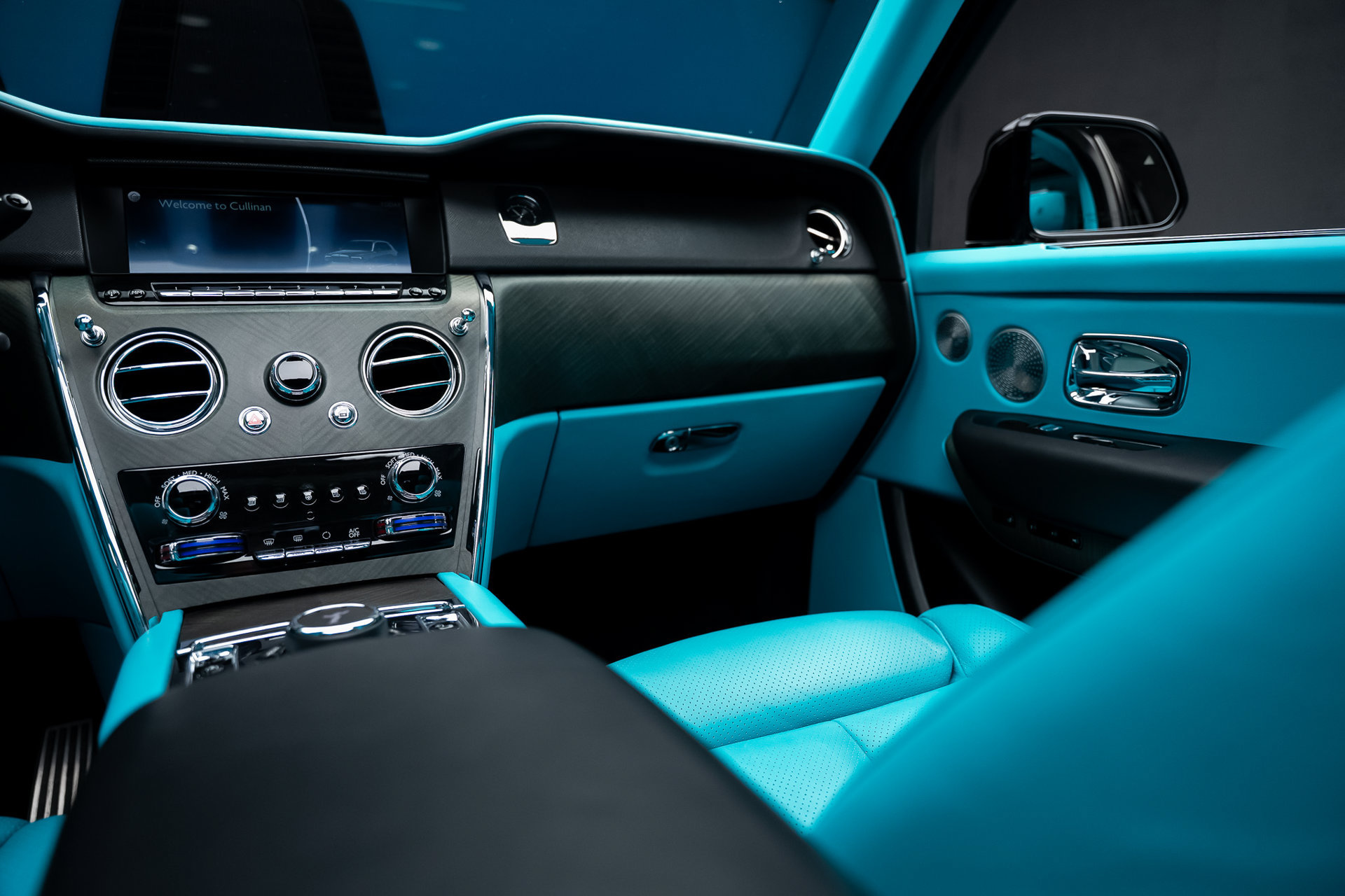 Used 2019 Rolls-Royce Cullinan AWD/4WD image 42